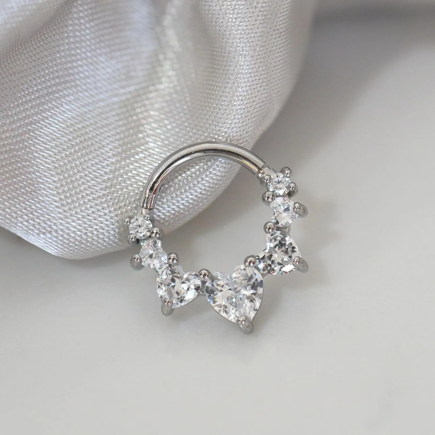 16G Heart CZ Septum Ring Surgical Steel Daith Earring, Gold/Silver Septum Jewelry for Septum Piercing, Septum Clicker Daith Piercing Jewelry 16 Gauge 8mm/10mm