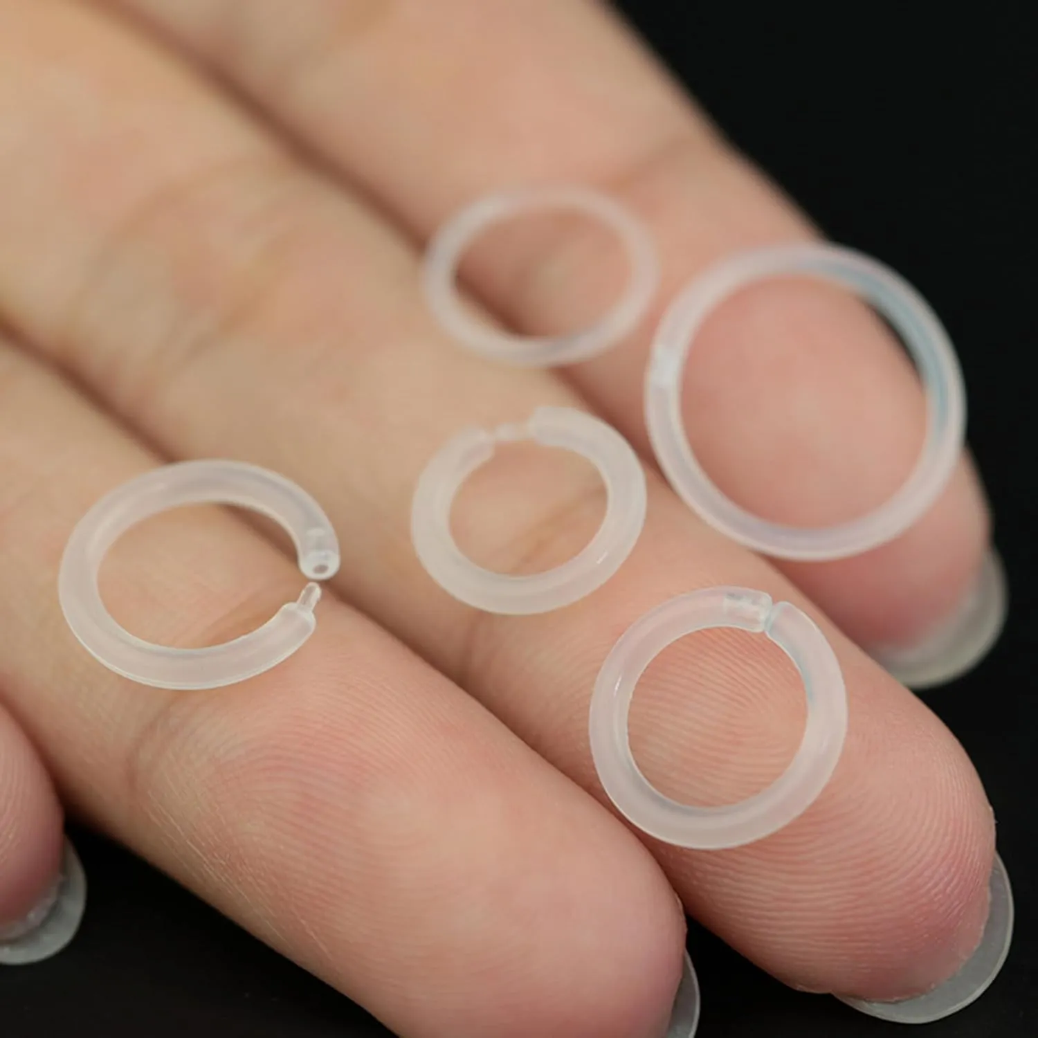 18 Gauge Anti-Allergy Unisex Plastic Hoop Ear Retainers, Clear Nose Rings, With Buckle, For Sensitive Ears & Skin