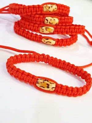 5 Pieces Adjustable Braided Rope Bracelet for Men and Women Woven Lucky Red Amulet String Bracelets Gift for Friendship Couples Peace & Protection