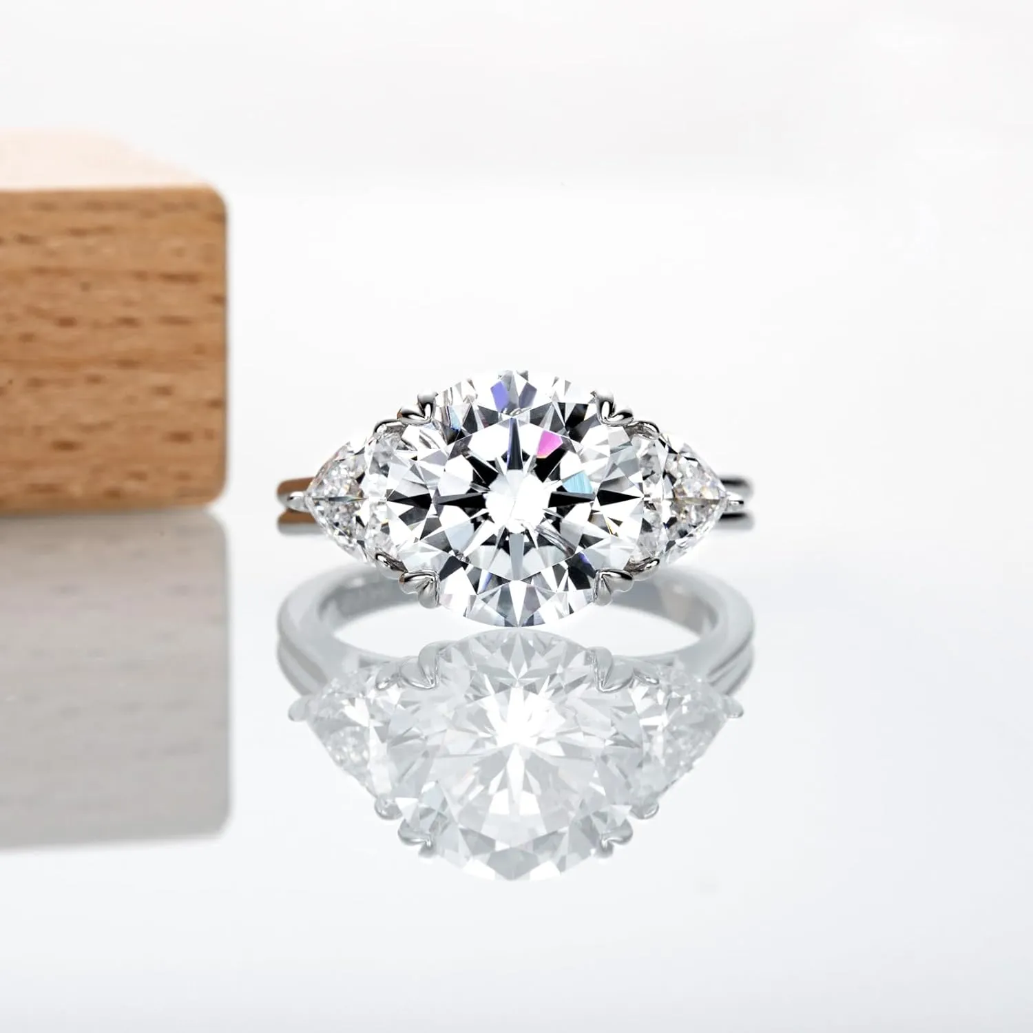 Bo.Dream Promise Rings for Her Round Cut/Pear Shaped Cubic Zirconia Three Stone Engagement Ring for Women Platinum Plated 925 Silver
