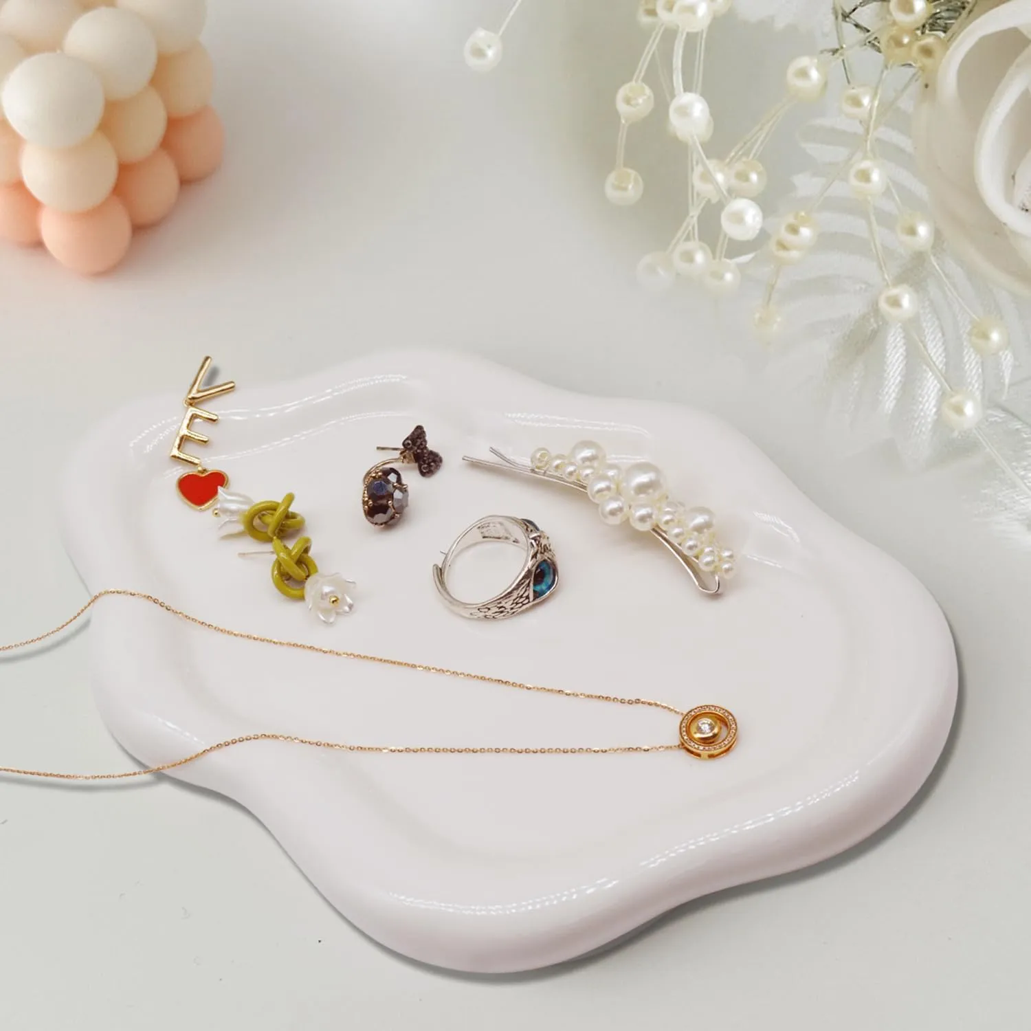 Ceramic Jewelry Dish for Women, Jewelry Tray Trinket Dish, Irregular Cloud Shape Ceramic Plate, Watch Keys Tray Ring Dish Holder for Mother's Day/Christmas/Thanksgiving/Birthday Gift(White)