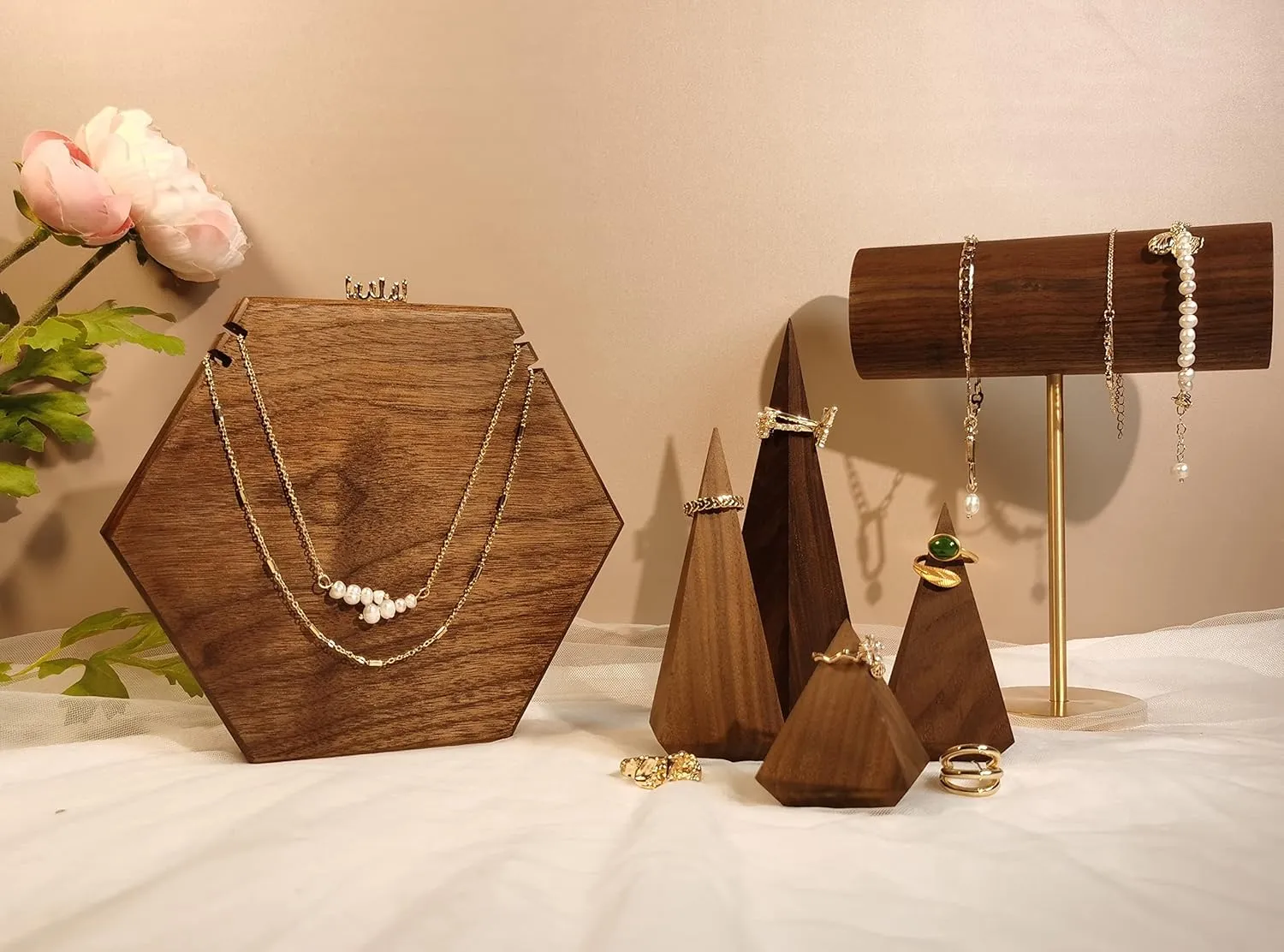 GemeShou Wood Necklace Display Stand, Walnut Hexagon Board Jewelry Holder for Show, Hanging Long Necklace Retail Jewelry organizerHexagon Necklace holder-Large