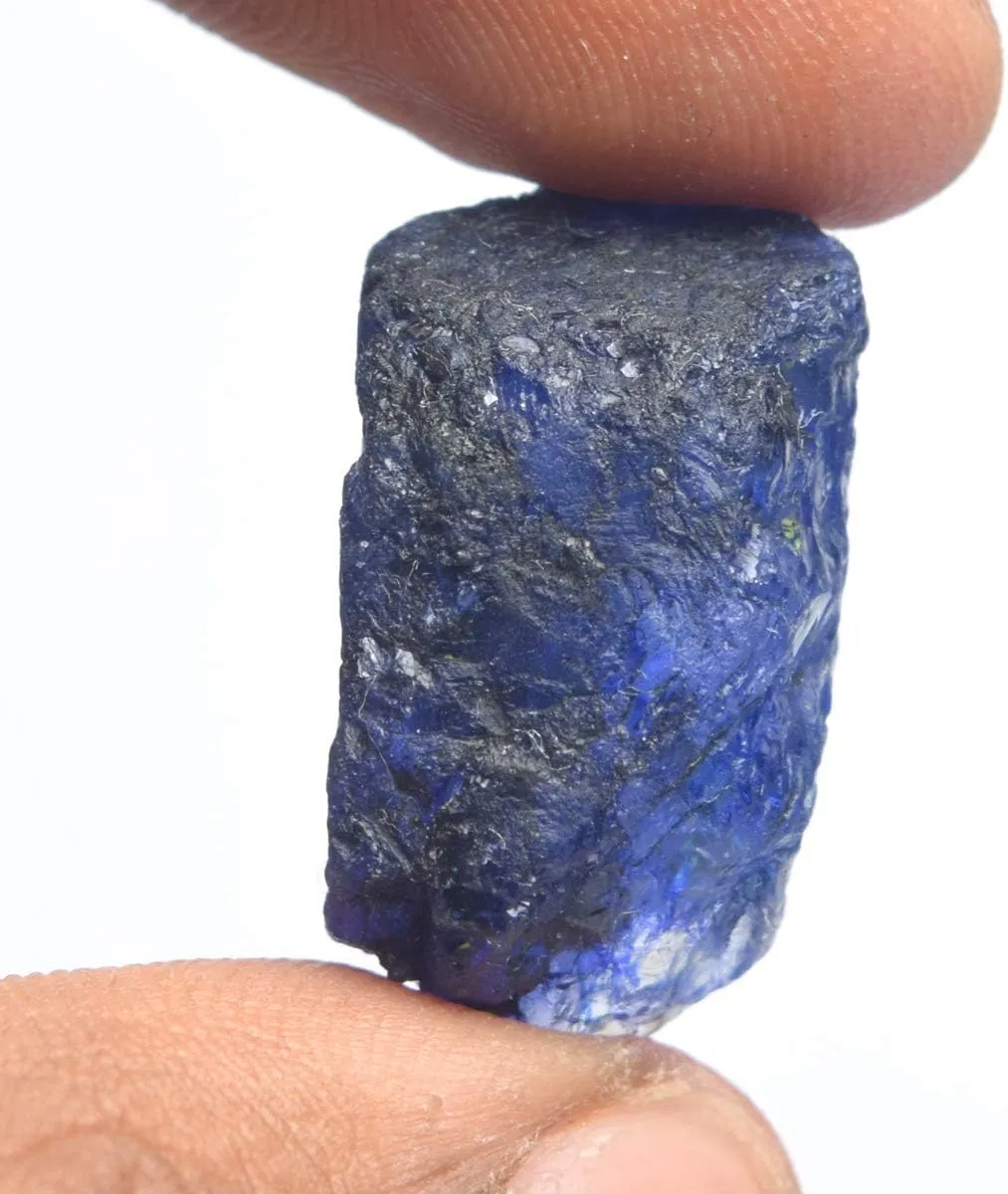GEMHUB Natural Blue Sapphire Rough Gemstones 8-200 Carats Raw Crystals and Healing Stones Loose Gemstone Necklace For Women And Men