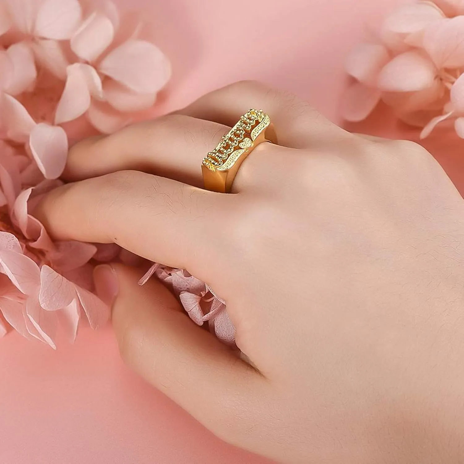 Gemiac Personalized Name Ring with Heart 18K Gold Plated Ring Unisex Custom Nameplate Initial Ring Jewelry Gift for Women Men
