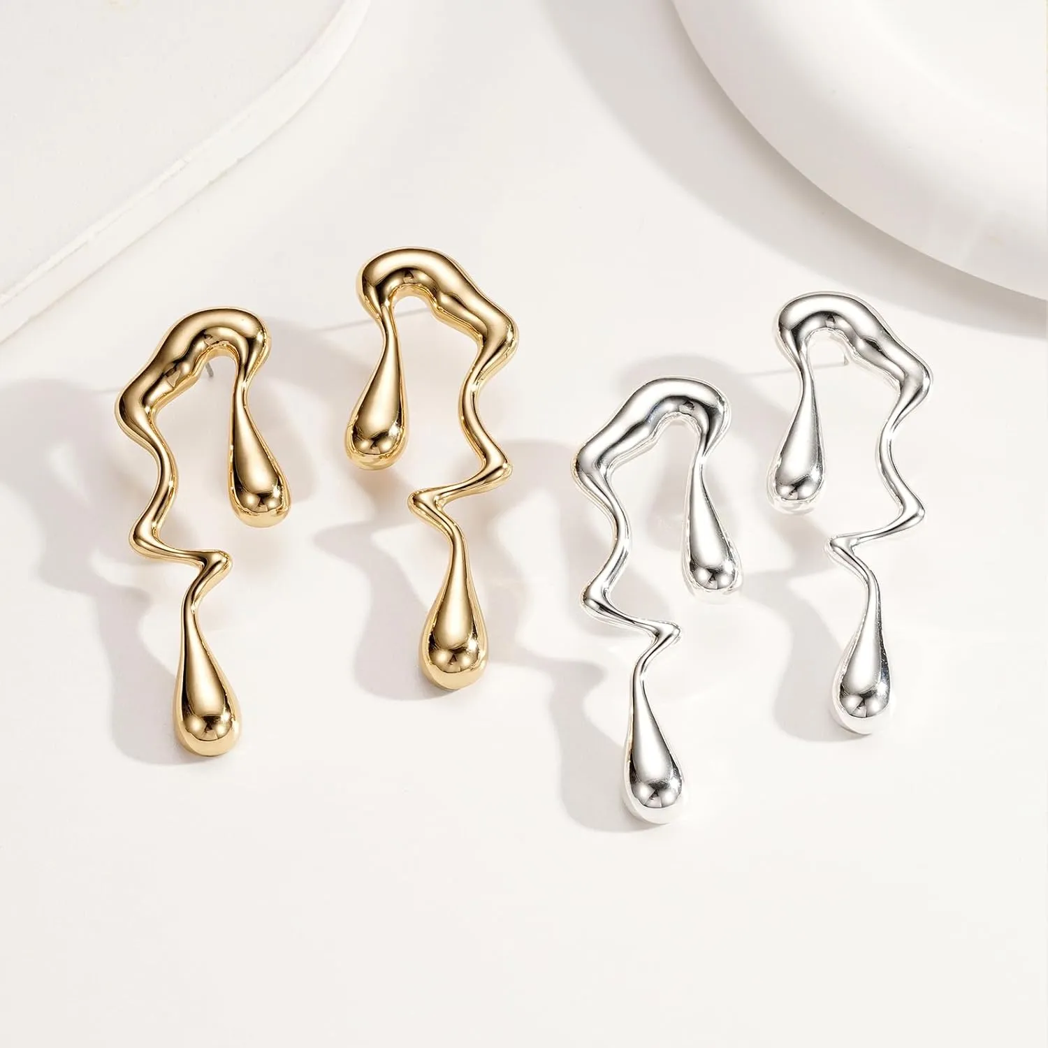 Gold Earrings for Women 14K Gold Plated Chunky Gold Earrings Earrings Dupes Irregular Waterdrop Hoop Earrings for Women Trendy Jewelry Gifts