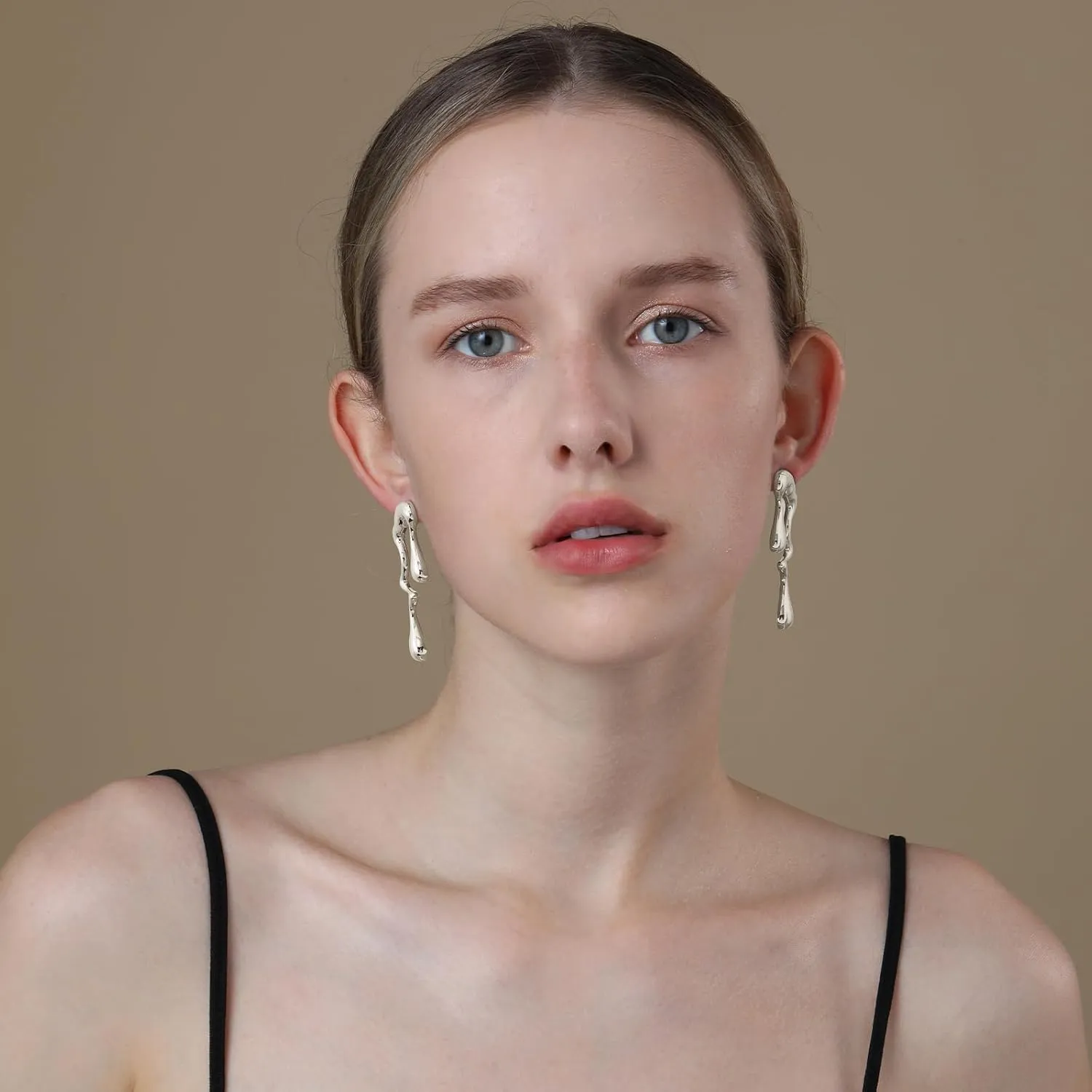 Gold Earrings for Women 14K Gold Plated Chunky Gold Earrings Earrings Dupes Irregular Waterdrop Hoop Earrings for Women Trendy Jewelry Gifts