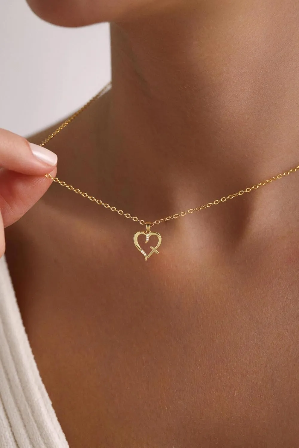 Gold Necklace for Women 14k Real Gold Silver Plated Heart Necklace Pendant Necklace Dainty Small Rose Cross Heart Necklace Cute Choker Necklace Minimalist Jewelry Necklace Gifts