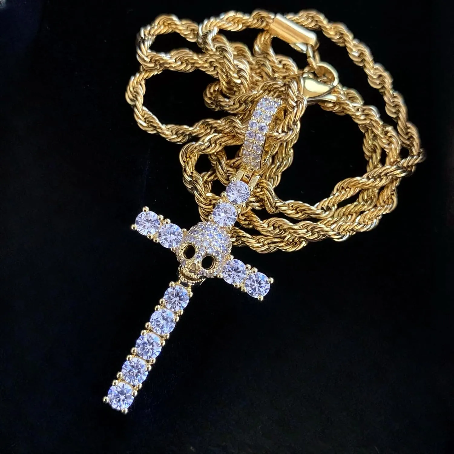 ICEDIAMOND 14K Gold Plating Skull Cross Iced Out Pendant with 20'' Rope Chain, Prong Set 5A Brilliant Cut CZ Diamond Charm Necklace for Men Women