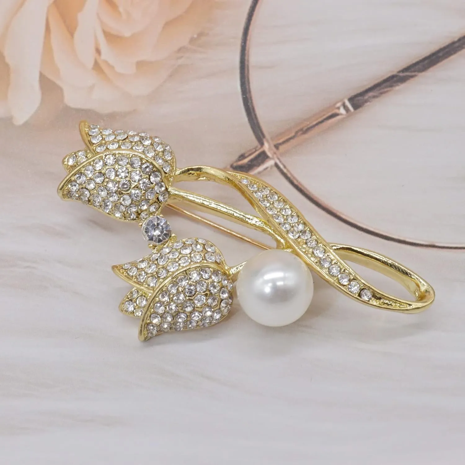 Lavender flower brooch crystal rhinestone tulip brooch elegant accessories jewelry women brooches and pins fashion jewelry wedding flowers lapel pin