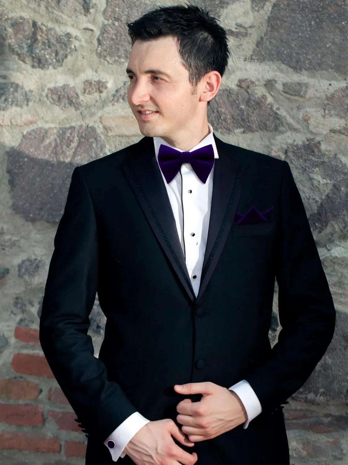 Mantieqingway Oversized Velvet Bow Ties for Men Black Bow Tie Sets Pre-tied Bow Tie with Pocket Square Cufflink Set for Men