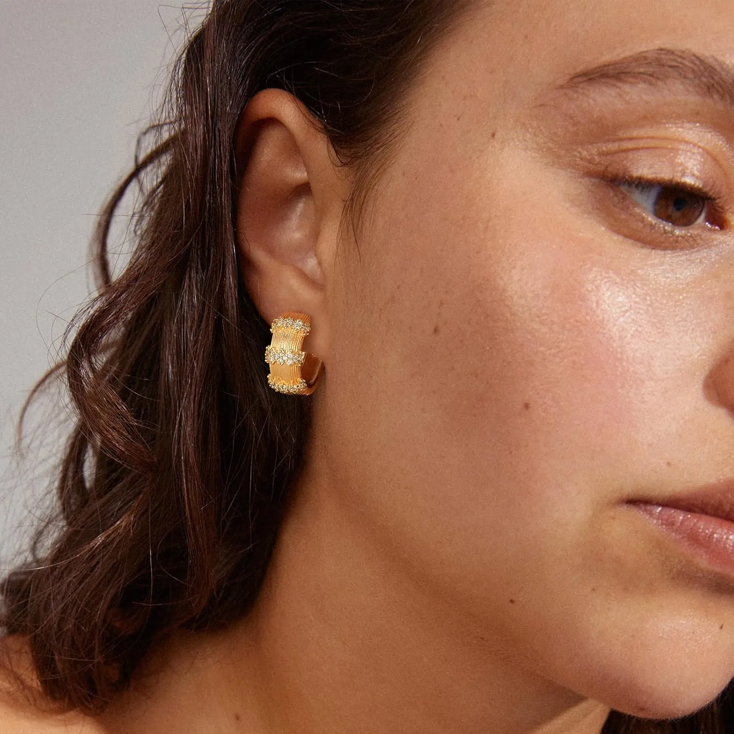 MEVECCO Gold Huggie Hoop Earrings for Women 18K Gold Plated Cubic Zircon Handmade Minimalist CZ Hoop Ear Jewelry
