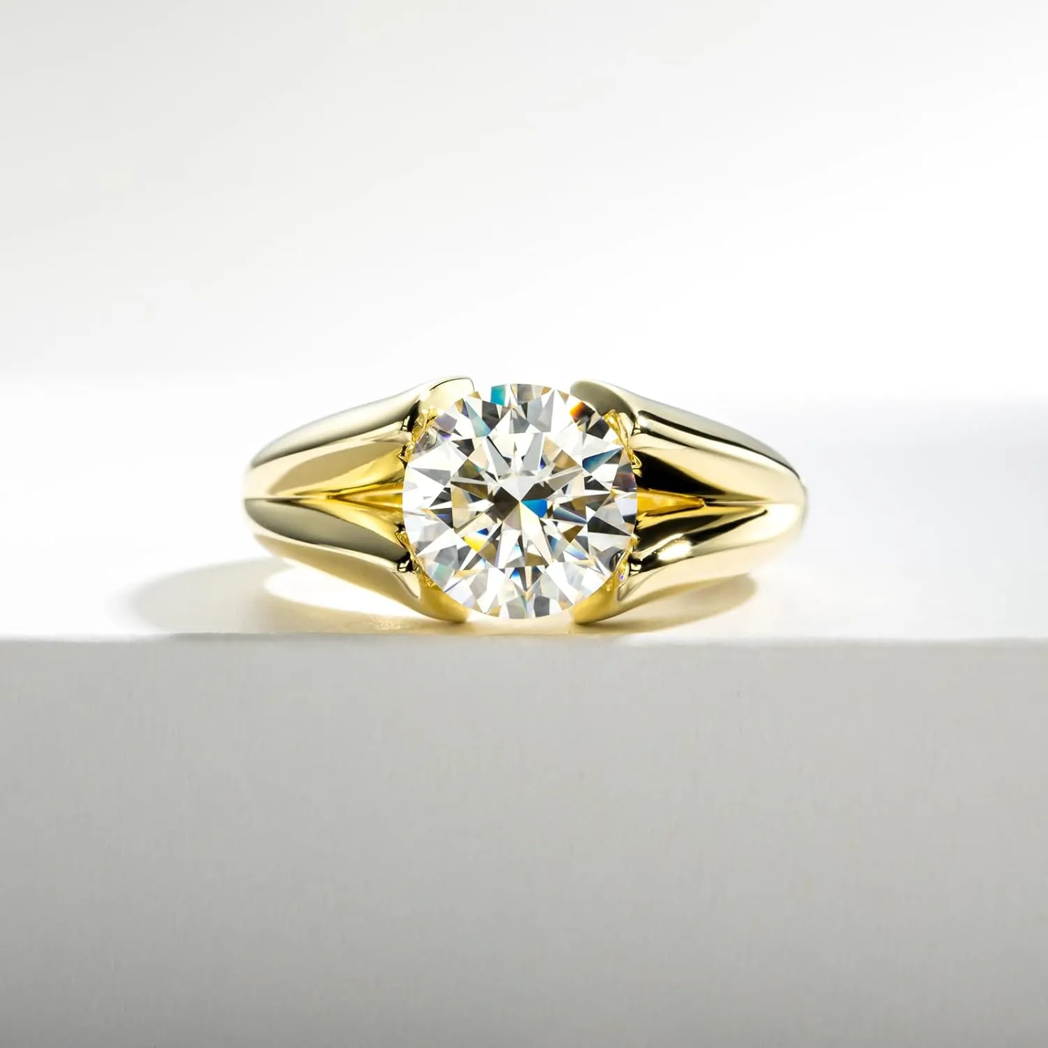 Moissanite Round Engagement Rings D Color VVS1 Round Cut 14K Yellow Gold Plated 925 Sterling Silver Wedding Promise Rings for Women