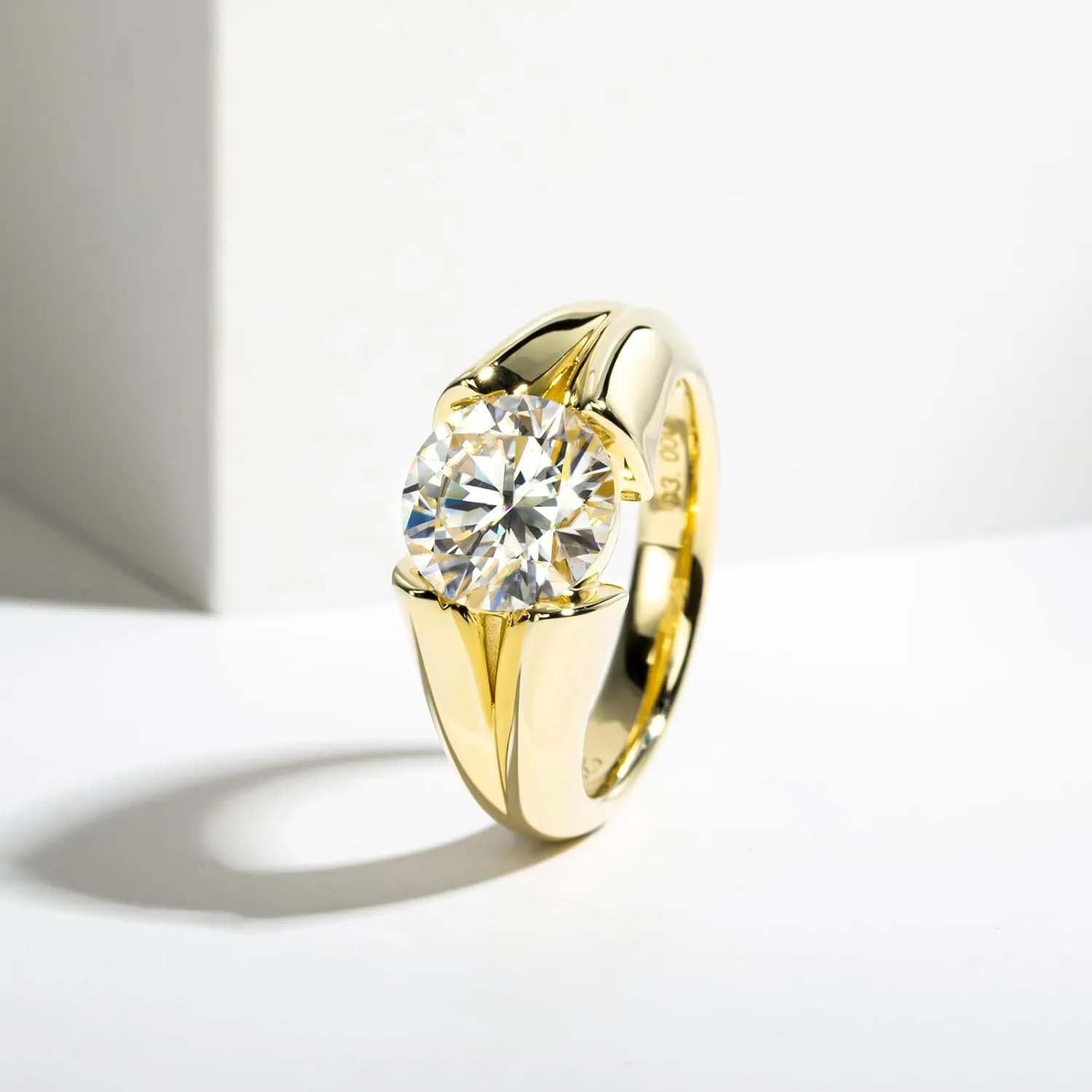 Moissanite Round Engagement Rings D Color VVS1 Round Cut 14K Yellow Gold Plated 925 Sterling Silver Wedding Promise Rings for Women