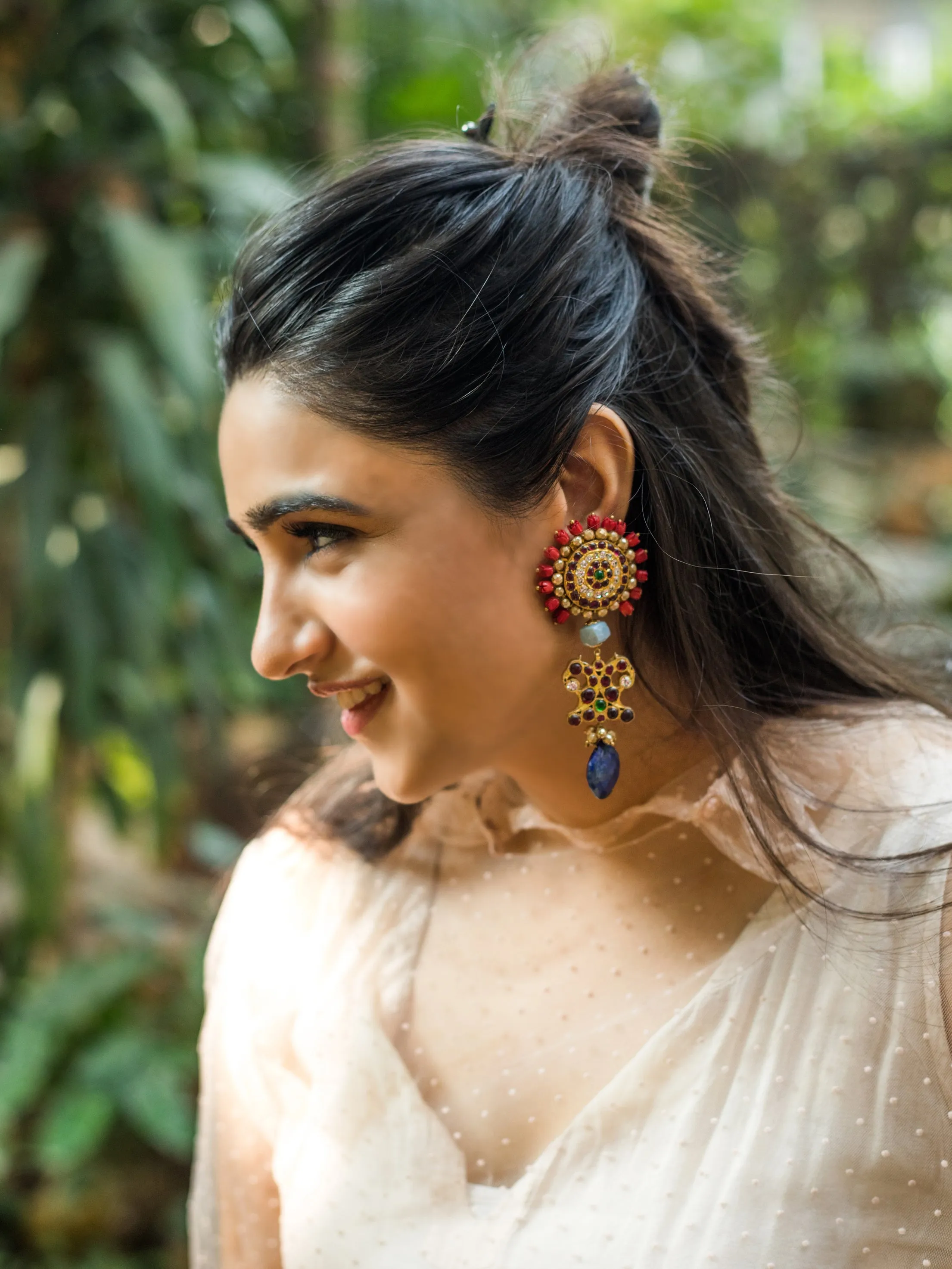Nilaruna Earrings