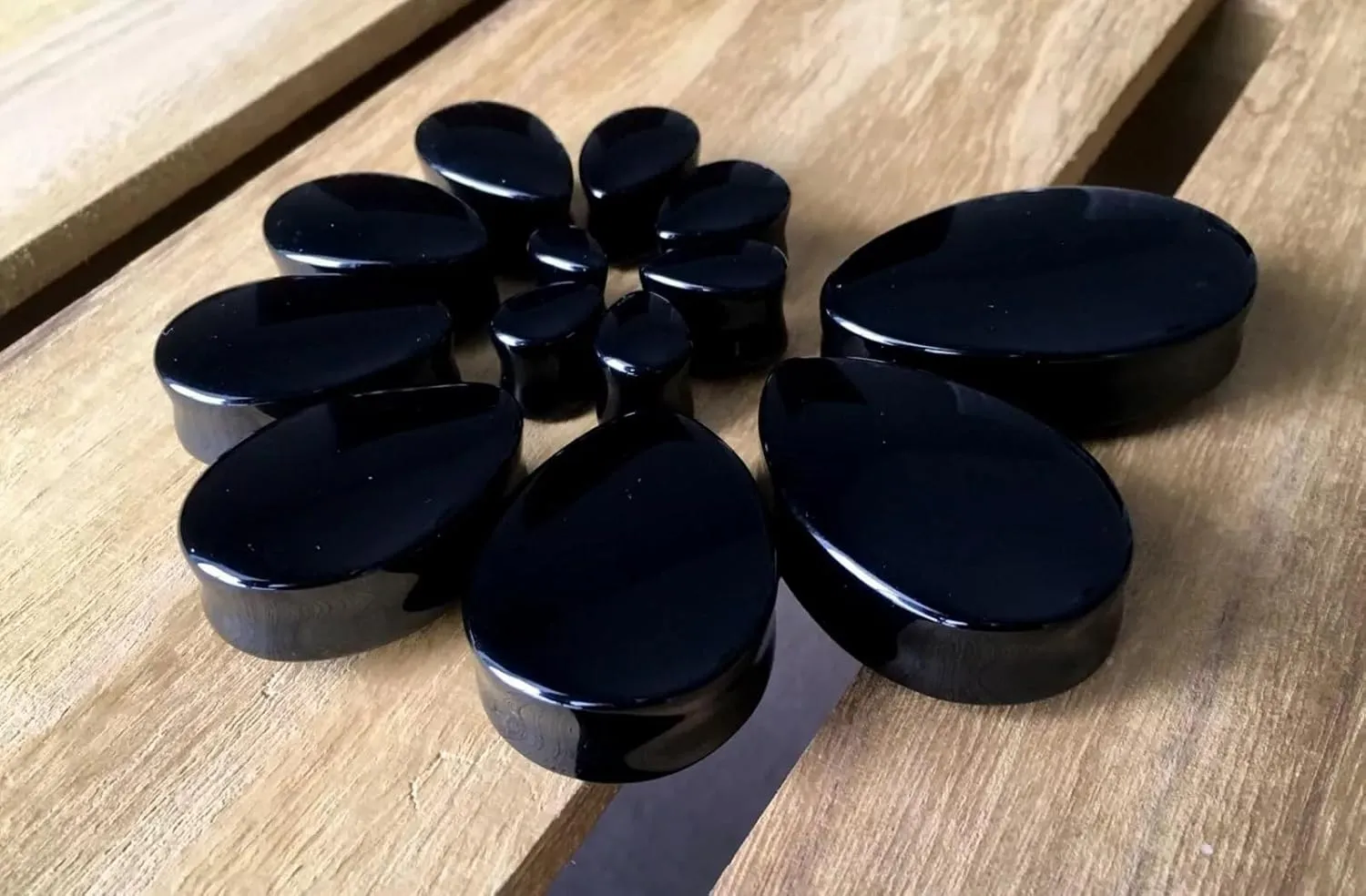 PAIR of Brilliant Black Onyx Teardrop Organic Stone Plugs - Tear Drop - Gauges - Body Jewelry