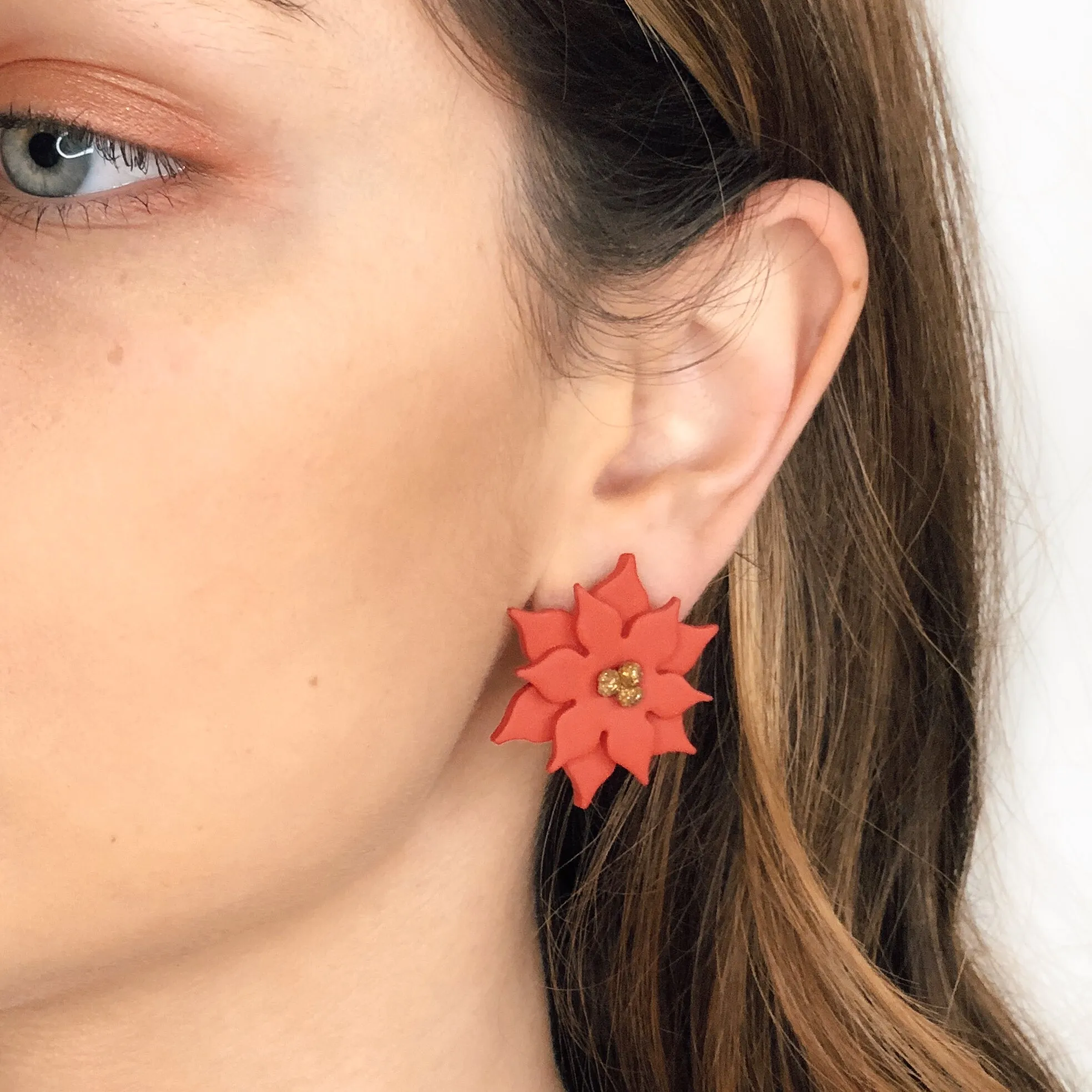 Poinsettia Studs