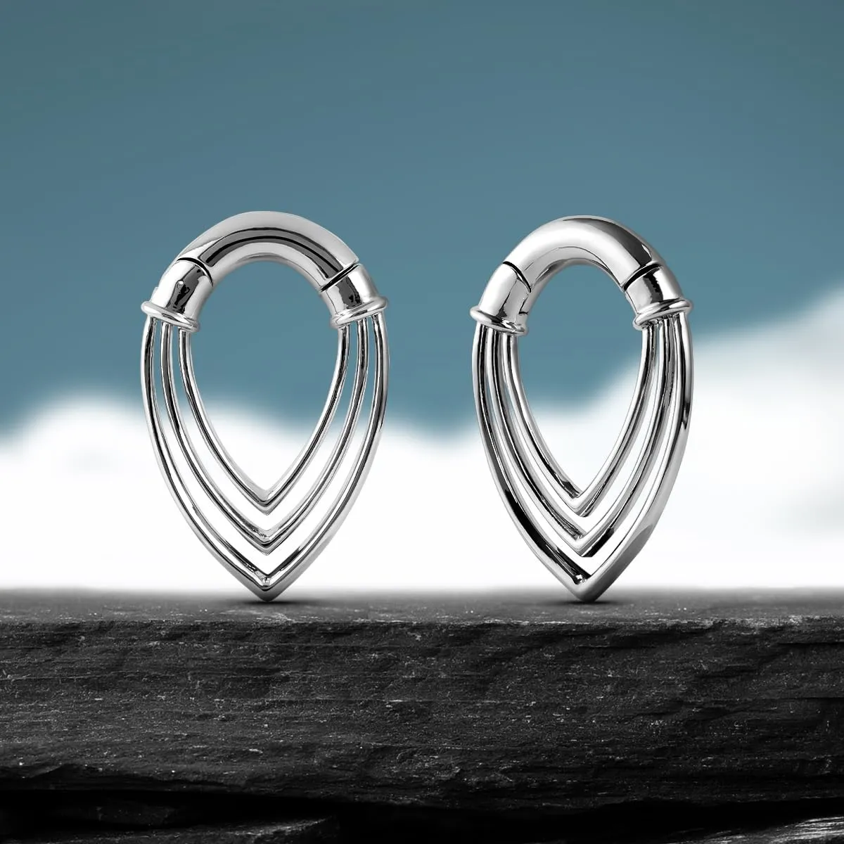 PONWAG 1 Pair 4mm 5mm Punk Ear Weight 4g 6g Ear Gauge Dangle Plug Hanger Hoop Brass Gothic Rivets Cobweb Ear Tunnels For Women Men Body Piecing Jewelry