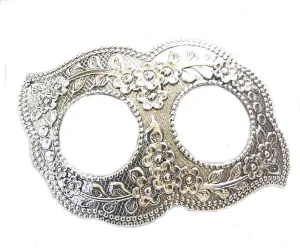 Sarong Buckle Engraved Clip Belt for Skirt Scarf Ties Style Thai Vintage Women Dress Accessory Silver Plate Oval 1 Piece, Medium