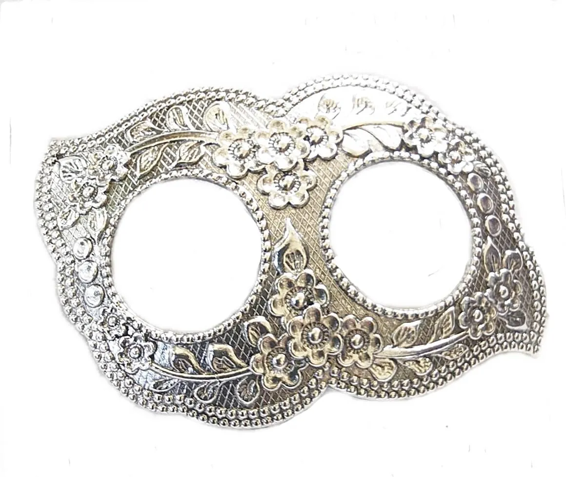 Sarong Buckle Engraved Clip Belt for Skirt Scarf Ties Style Thai Vintage Women Dress Accessory Silver Plate Oval 1 Piece, Medium