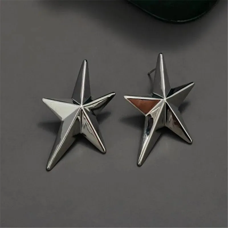 Simple Geometric Five-Pointed Star Metal Earrings
