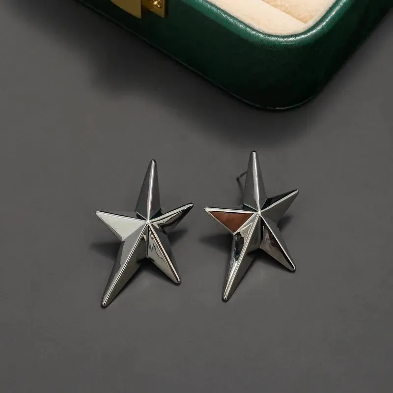 Simple Geometric Five-Pointed Star Metal Earrings