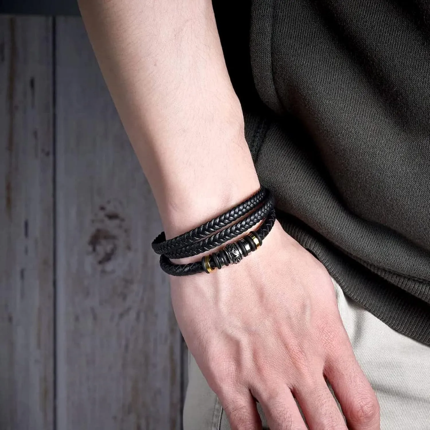 Son's Infinity Knot Bracelet, To My Son Infinity Knot Leather Bracelet From Mom Forever Linked Together Bracelets for My Son Stainless Steel Engraved Jewelry for Birthday Christmas
