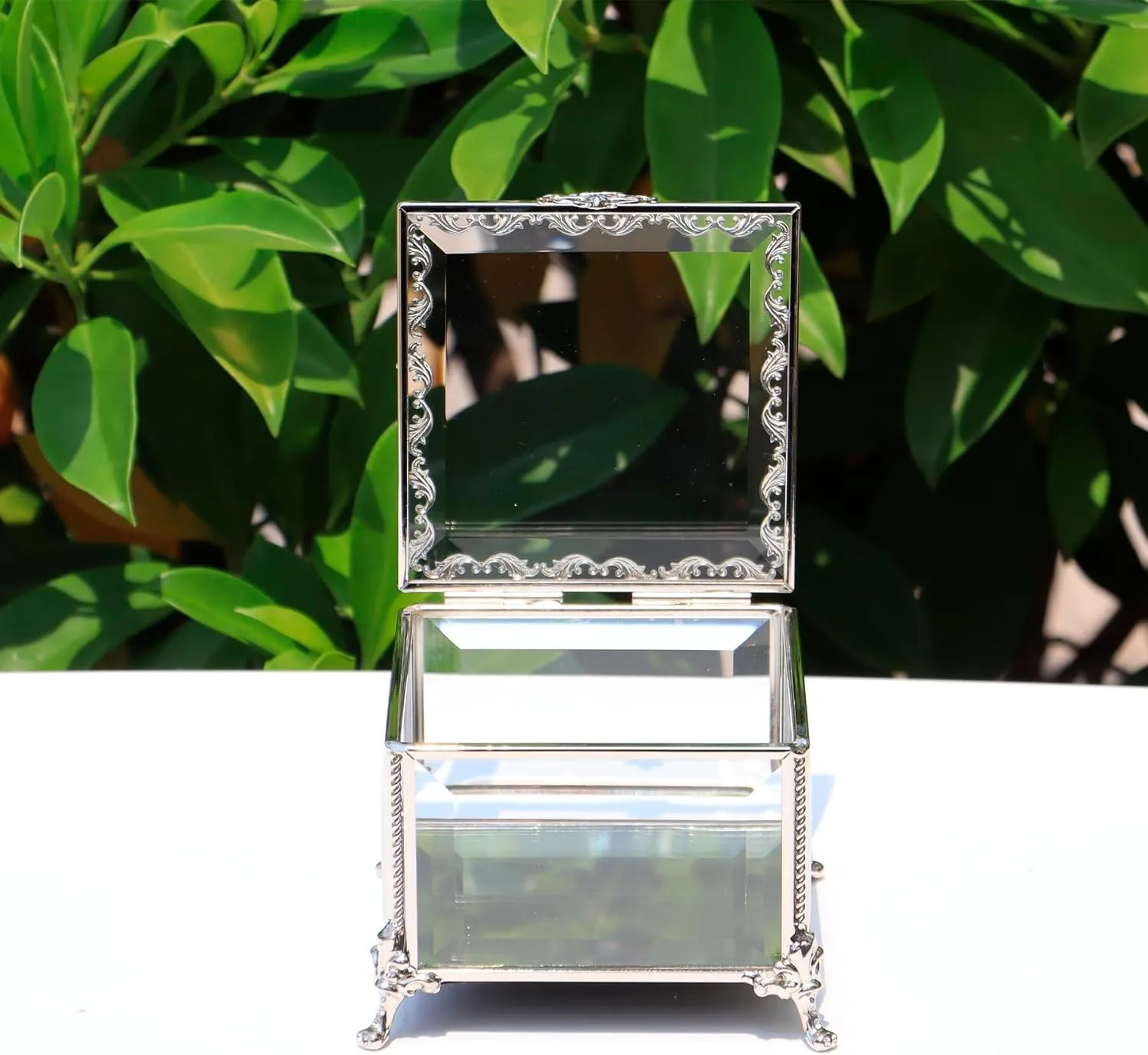Vintage Silver Glass Jewelry Box with Hinged Lid, Jewelry Ring, Bracelet, Souvenir Metal Display Box, Transparent Storage Box.(4.6x4.6x3.2Inches) (Silver)